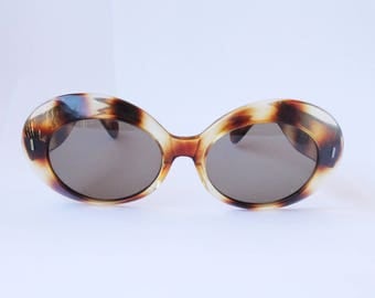 Vintage Oval Sunglasses 1960s Oversized Tortoiseshell leopard, Vanzina, made in France Glomourpuss 60s Sixties, Cat eye sunglassesI