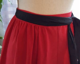 Red SKIRT. HAND MADE