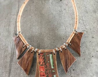 crew necklace / color and wood