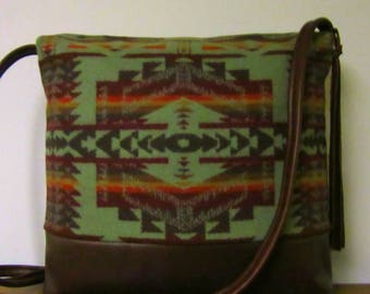 Wool Cross Body Bag Purse Shoulder Bag Brown Leather Southwest Print from Pendleton Oregon Southwest Style