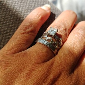 Buyer photo myeshadjones, who reviewed this item with the Etsy app for Android.