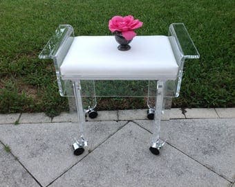 LUCITE PAOGODA BENCH on Castors / Pagoda Lucite bench 23 inches long / Hollywood Regency Style Retro Daisy Girl