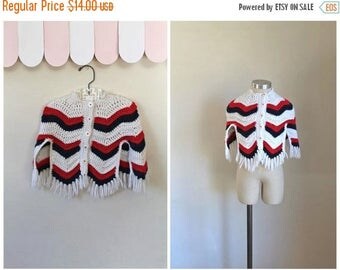 20% off SALE vintage child's poncho - CHEVRON 70s knit cape / 1-3T