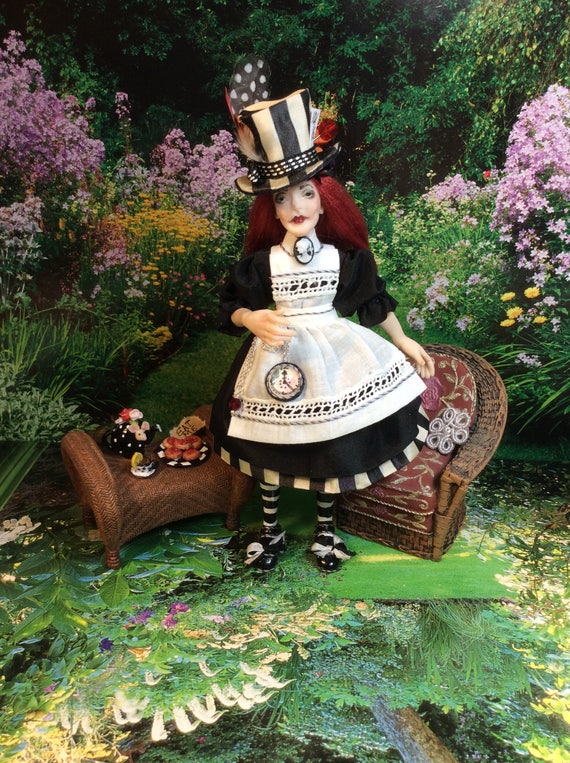 miniature alice in wonderland figurines