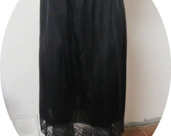 Vintage Black Half slip Vassatette Large #029