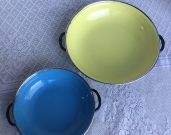 Paella Pans / Vintage Set of Two Enameled Pans / Blue and Yellow Pan Made in Yugoslavia