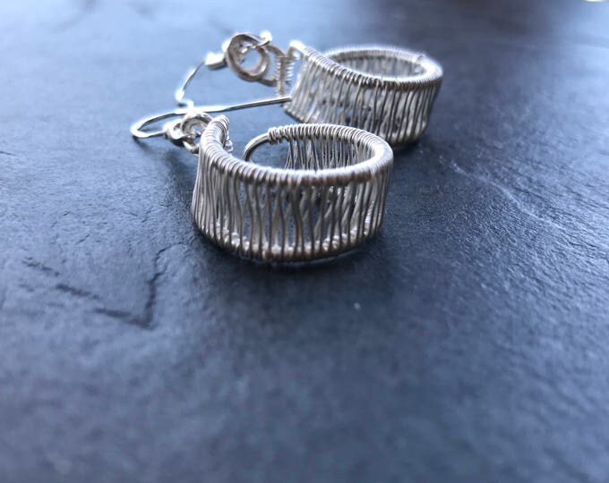 Wire wrapped earrings, Silver Wire Weave Dangle Earrings, wire weave earrings, silver wire earrings, wire wrap dangle, tribal earrings