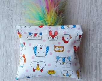 Happy animals-catnip pillow cat toy with feathers, catnip hugger, catnip toy feathers, catnip kicker, jouet herbe aux chats plumes, cat gift