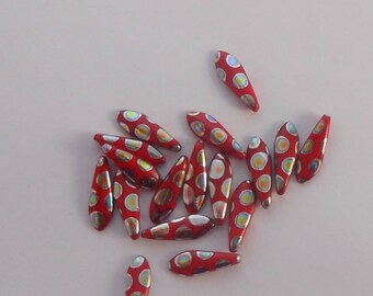 Daggers 5 X 16 MM red glass beads