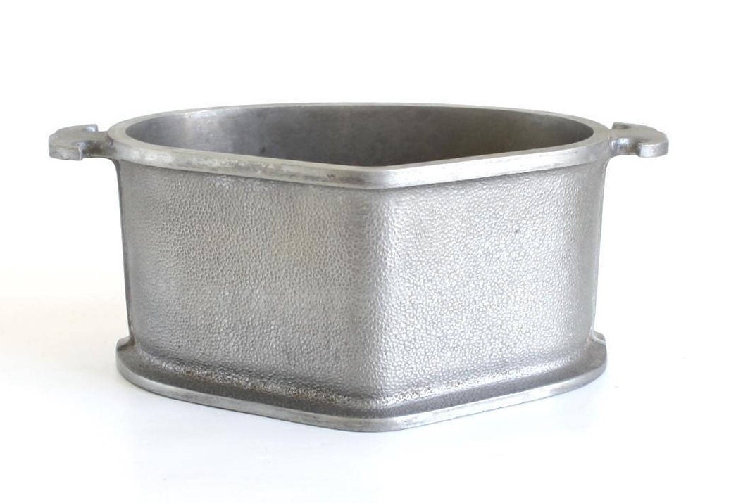 Guardian Service Cookware Trio Triangular Aluminum Pan