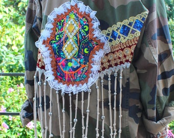 veste kaki militaire vintage broderies, ethnique dos main de fatma