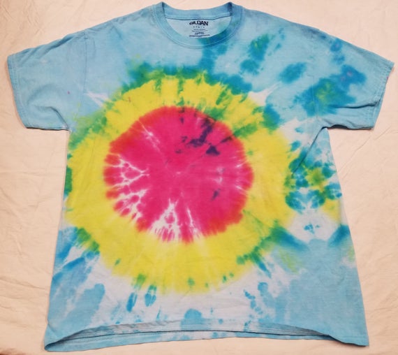 Sun Tie Dye T-shirt Adult Large Free Shipping Light Blue