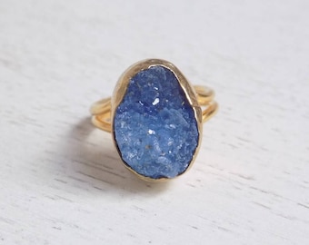 Blue Druzy Ring, Druzy Ring, Raw Druzy Ring, Teardrop Stone Ring, Crystal Ring, Gemstone Ring, Small Stone Ring, Raw Stone Ring, Gold, D3-15