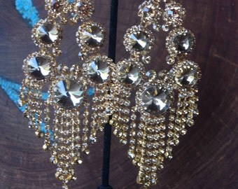 CHANDELIER FLOWER EARRING