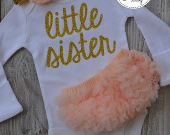 Baby Girl’s Take me home set.white with embroidered flowers  V22 06 258-1