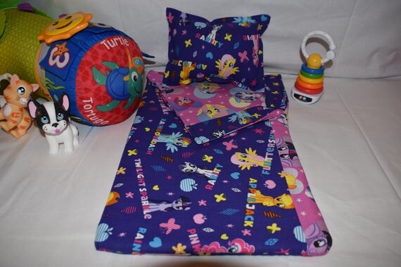 hasbro my little pony sleeping bag with bonus cuddle pillow