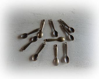 10 Charms 24 mm bronze metal spoons