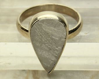 Muonionalusta Meteorite Ring, Genuine Meteor Sterling Silver Astroid Ring, Sweden, Finland