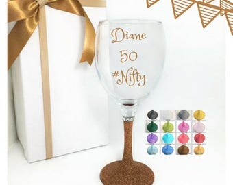 50th birthday gift for women, 50th birthday gift ideas, 50th birthday wine glass, glitter gifts, glitter wine glasses, personalised glass