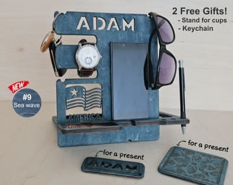 Personalized Gift for Men, Docking Station, Charging station, Gift for Dad, Boyfriend Christmas Gift, Gifts for Him, Husband Gift, Men, Mens