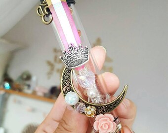 Sailor Universe - Princess Edition Crystallized Twisty Glass Pipe
