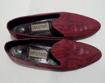 Divertente Red and Black Snake Print Loafers