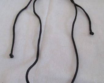 Set of 2 necklaces satin (2 mm., black) with sliding closure