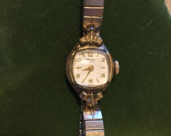 Vintage luxury Swiss Ladies Wrist Watch by Wyler