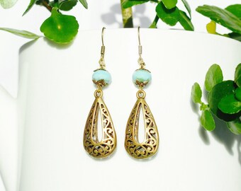 Boucles d'oreille_Perle Bleue_Breloque Celtique_BO11