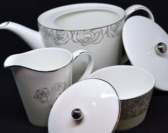 Théière Waterford Fine China – Monique Lhuillier Sunday Rose, Neuve