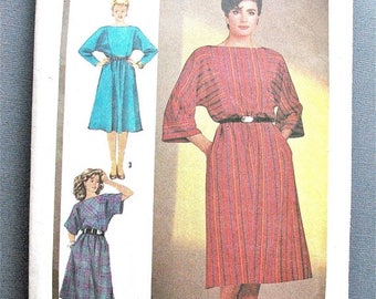 ON SALE Simplicity 6686 ©1984 Misses' Easy-to-Sew Pullover Dress Vintage Sewing Pattern Bust 32.5 34 and 36 inches