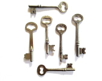 6 Vintage skeleton keys Vintage keys Antique skeleton key Old skeleton keys Old Skelton Vintage old keys Antique rusty keys Old bit keys #2