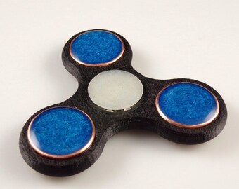 Orgone Finger Spinner with Arkansas Crystals, Tourmaline, Elite Shungite, Selenite, Rhodizite, Phenacite, Petalite (e20)