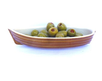 VINTAGE CANOE Shaped BOWL