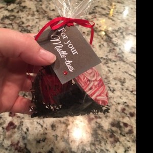 Buyer photo jkbu03, who reviewed this item with the Etsy app for iPhone.