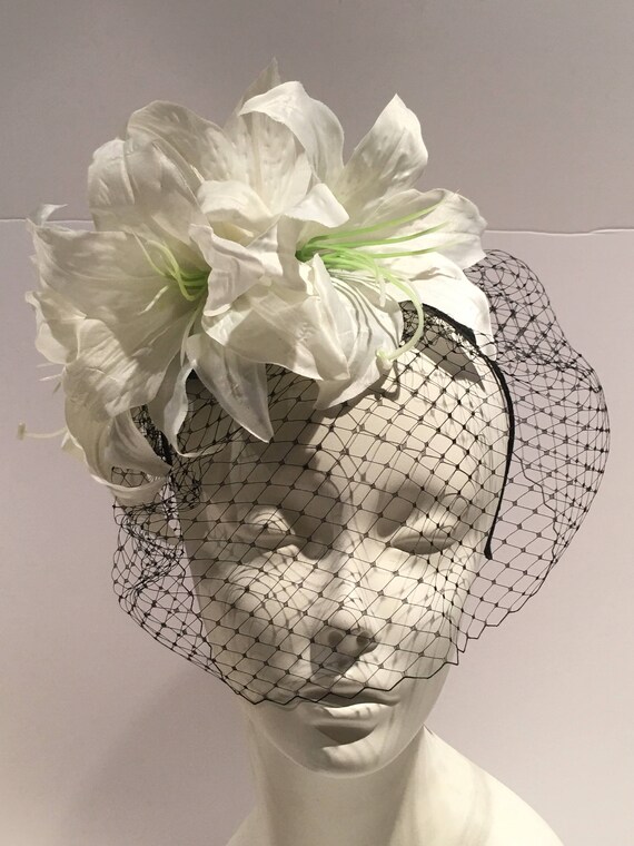 White Fascinator lily Headband lily Headpiece Diner en