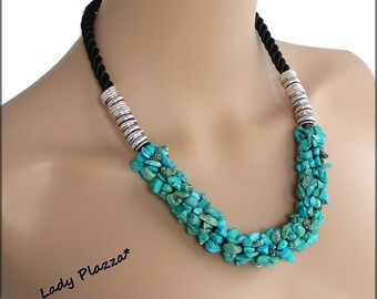 Collier / Tour-de-cou en Turquoise - Perles sur cordon noir , métal argent