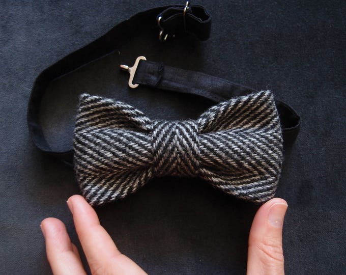 Wool Bow Tie, Black and White Bow tie, Pre Tied bow tie, Adult bow tie, Groomsmen bow tie, mens bow tie, Grooms bow tie, Prom Bow tie
