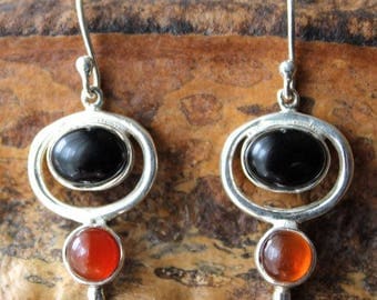 925 Silver earrings and black onyx and carnelian stones