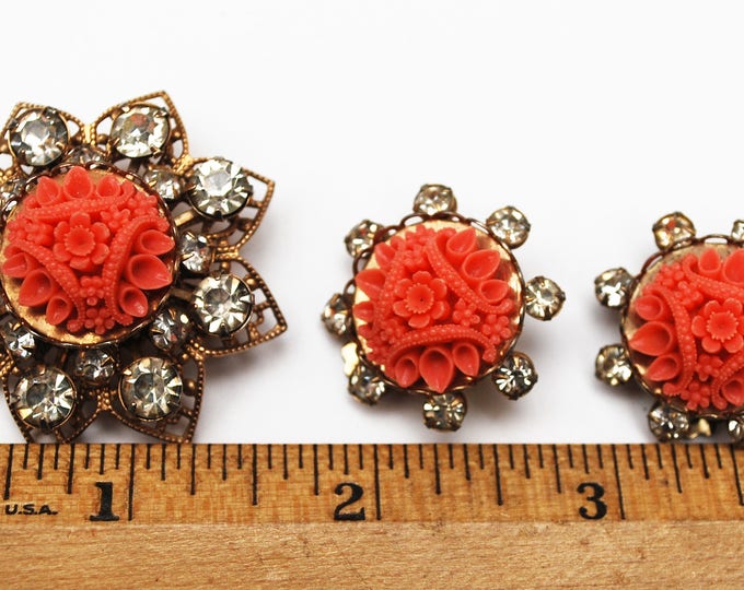 Celluloid Flower brooch and matching earrings set - Coral molded Celluloid Plastic - Rhinestone - Gold Filigree -