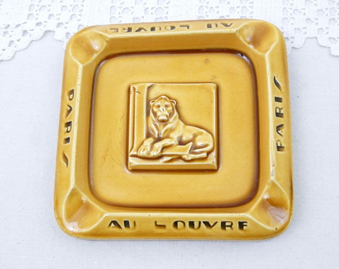 Antique Publicity Yellow Ceramic Ashtray for the Shop "Grand Magasin du Louvre" in Paris with a Lion Motif, Retro Parisian Home Decor