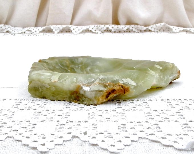 Vintage Carved Polished and Rough Green and White Veined Onyx Marble Agate Stone Ashtray, Mid Century Tobacciana, Man Cave Decor Ash Tray