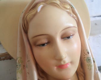 old vintage Madonna Mary religious PlAquE BEAUTY Jesus PLASTER chalkware
