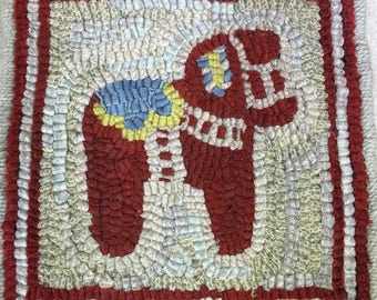 Rug Hooking Pattern, Dala Horse Mat 8" x 8" P137