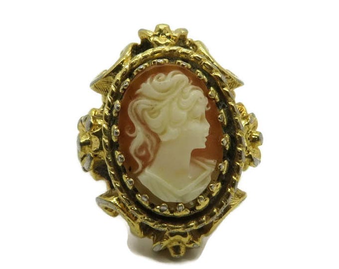 Cream Cameo Ring, Vintage Goldtone Costume Jewelry Ring, Orange Cameo Victorian Style Ring, Fun Jewelry, Gift for Her, Size 8