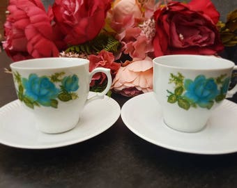 Vintage//bavaria/creidlitz/coffee tea cups and saucers 2//Golden edge//blue flowers//second hand dealer//porcelain//good condition.