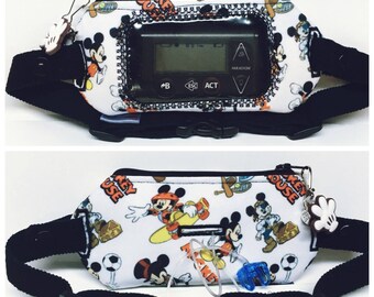Insulin pump pouch with window/mickey mouse