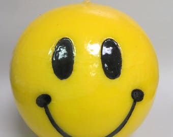 SMILEY FACE Candle