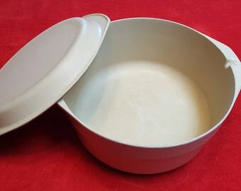 Vintage anchor hocking large casserole, Dutch oven, anchor hocking microwave ovenware, PM480-Tl
