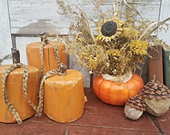 Rustic Primitive Wooden Set Of Three Pumpkins Rustic Primitive Wooden Set Of Three Pumpkins